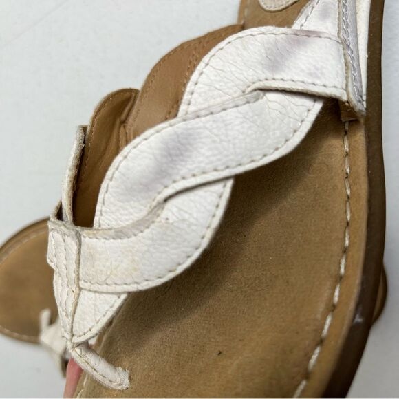 BOC Born Concepts White Faux Leather Thong Sandals Flip Flops Slides Women 9 - Picture 8 of 13